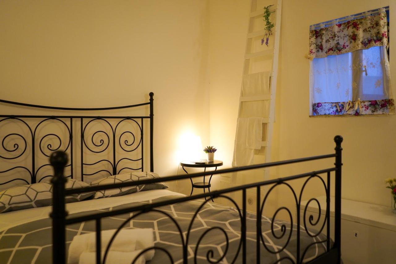 Historic Modica Villa Exterior photo
